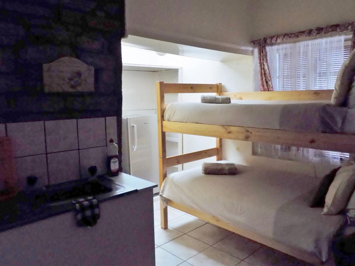 Sutherland Guest House Esterno foto