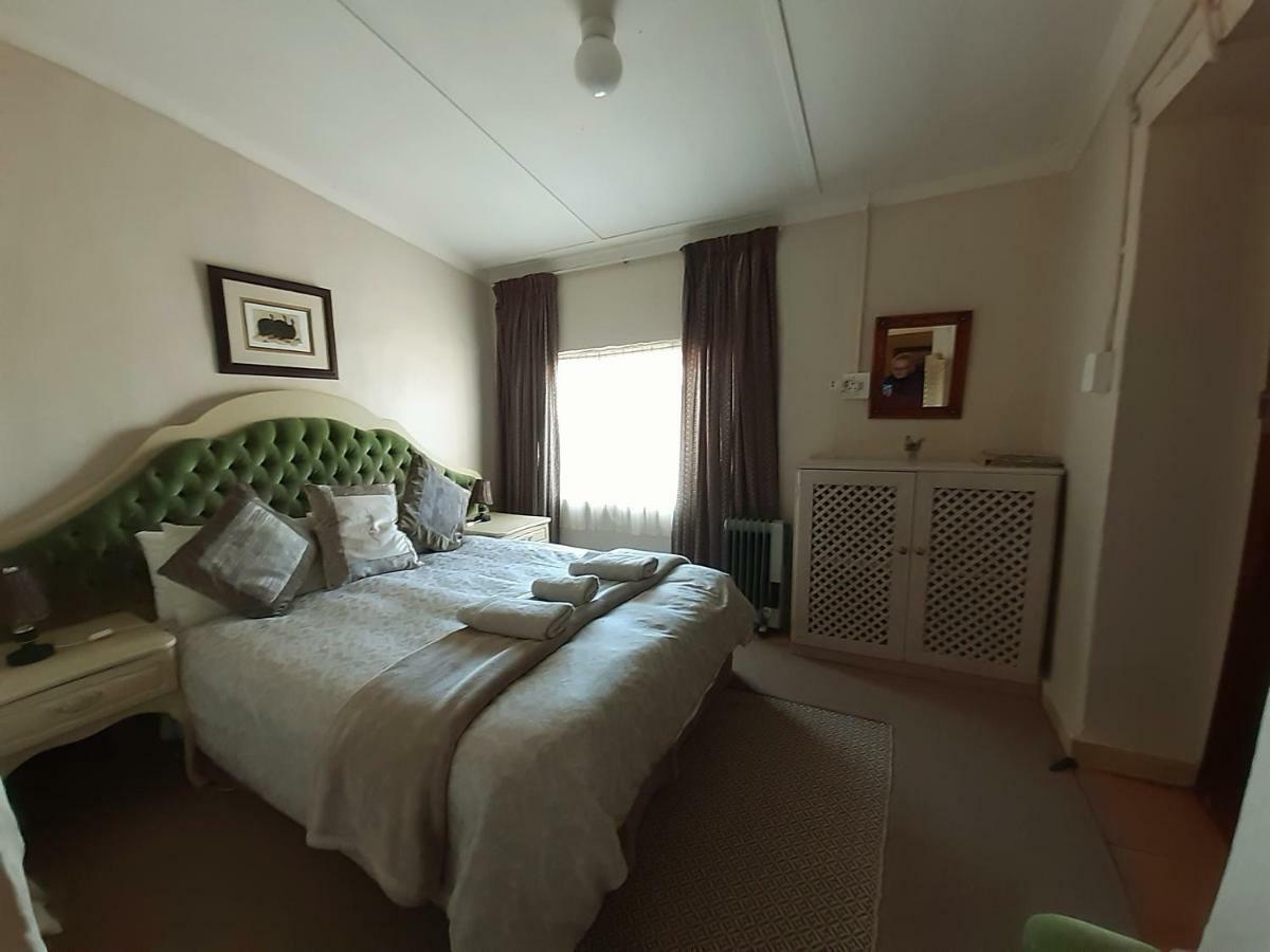 Sutherland Guest House Esterno foto