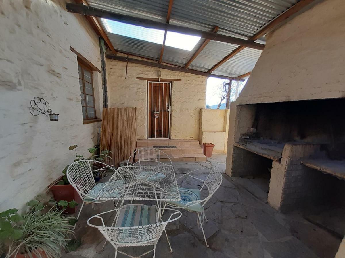 Sutherland Guest House Esterno foto