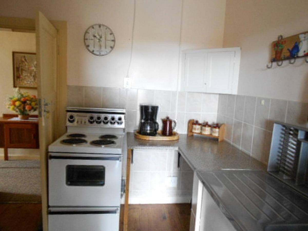 Sutherland Guest House Esterno foto